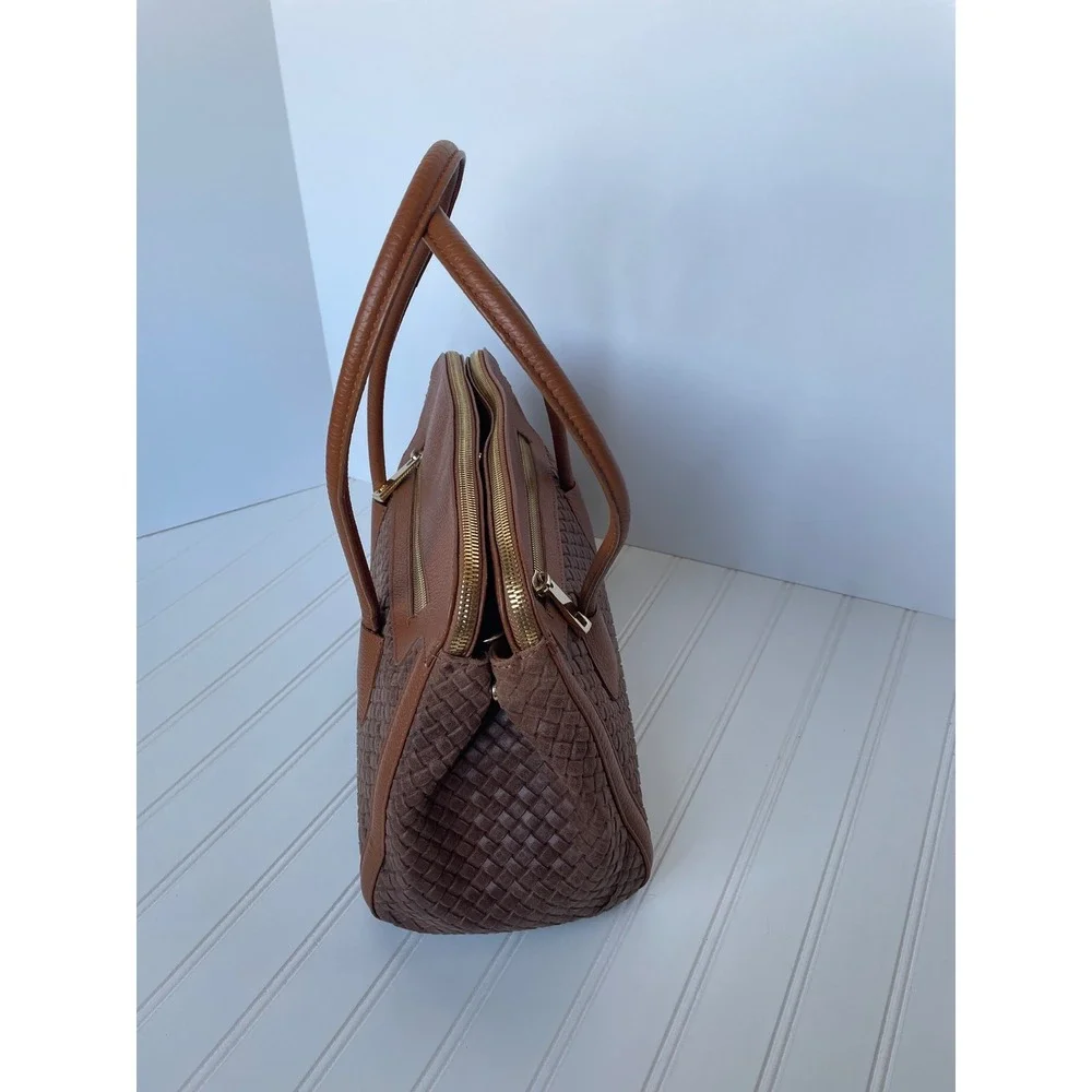 Ilenia Genuine Italian Woven Leather Brown Shoulder Bag Handmade Zip Compartment
